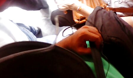 Versteckte Kamera erwischt Mädchen, das im gratis deutsche pornoclips Bad masturbiert